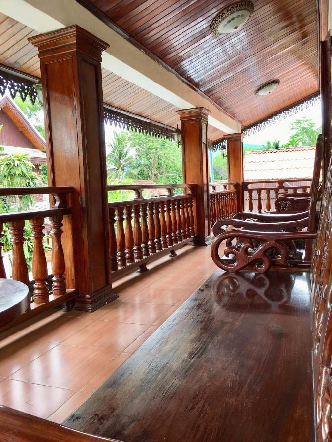 วิไลวรรณ เพลซ เฮาส์ Hotel หลวงพระบาง ภายนอก รูปภาพ
